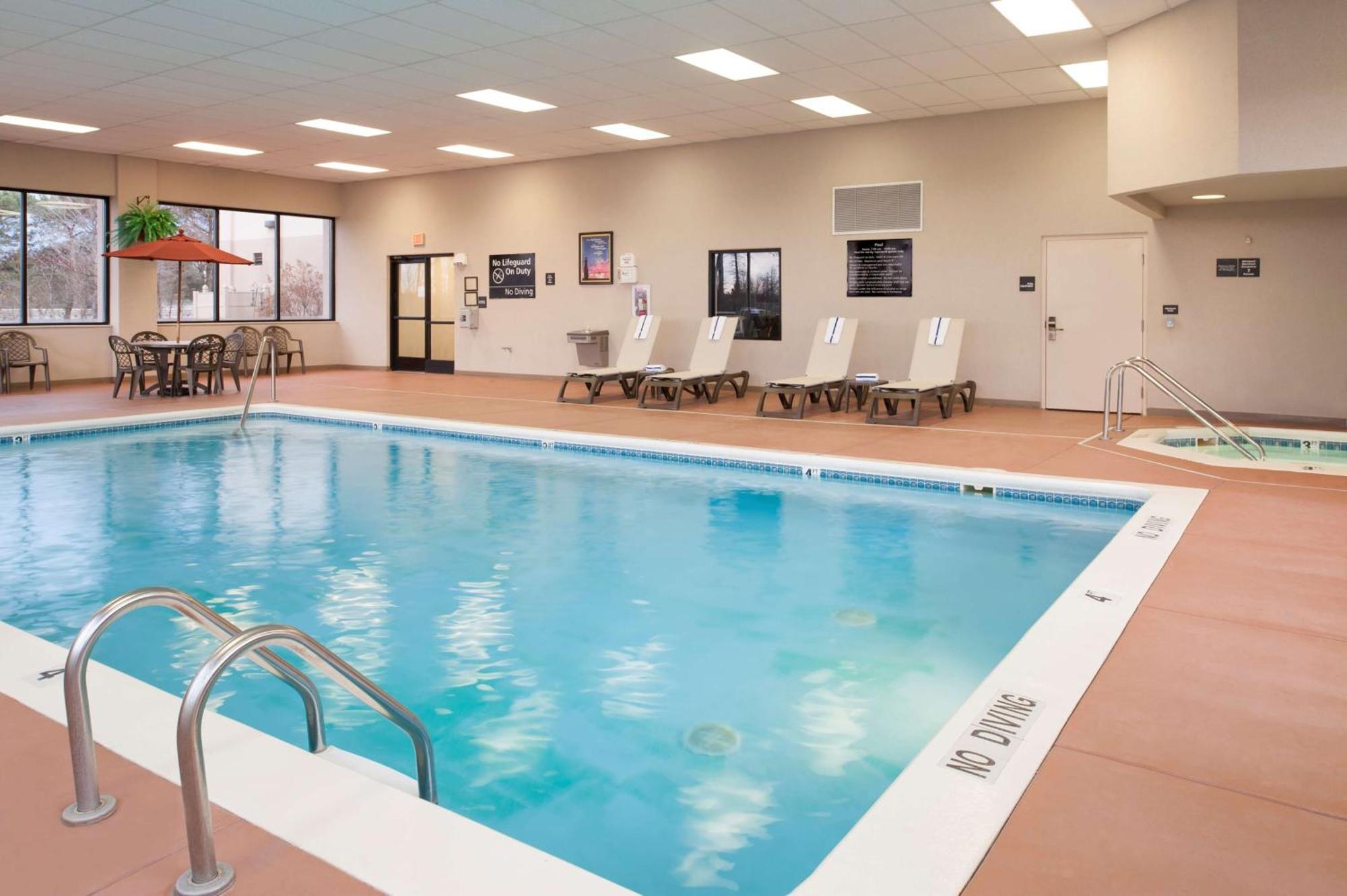 Hampton Inn Muskegon Muskegon Heights Esterno foto